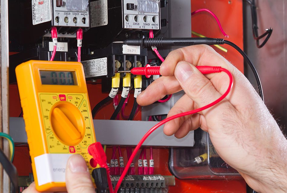 Povinnosti provádět pravidelné revize elektrických spotřebičů se můžou vztahovat i na Vás!